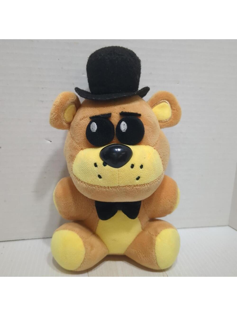 Halloween FNAF Five Nights at Freddy’s Plush Golden Bear 2016 Funko RARE EUC